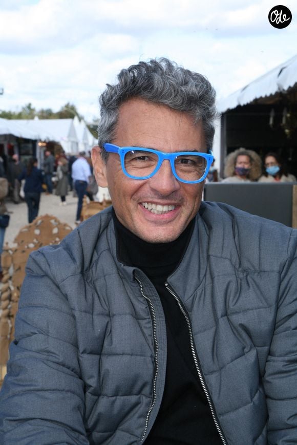 Une jolie fortune qu'il refuse d'attribuer à sa seule notoriété télévisuelle.

Exclusif - Julien Cohen - Ouverture de la Foire de Chatou 2020, le 26 septembre 2020.
© JLPPA/Bestimage