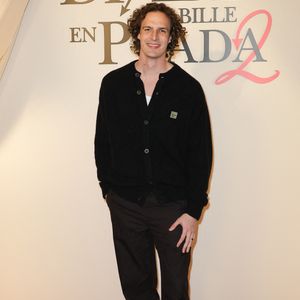 Il souligne la bienveillance des équipes médicales.

Paul de Saint-Sernin - Première du film "Le Diable s'habille en Prada (The Devil wears Prada 2)" au cinéma Le Grand Rex à Paris, le 27 avril 2026.
© Guirec Coadic/Bestimage