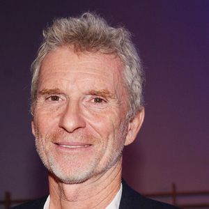Denis Brogniart lors de la journée nationale de la lutte contre le harcèlement à l’école au lycée Pierre-Gilles de Gennes - ENCPB à Paris, France, le 7 novembre 2023. © Jonathan Rebboah/Panoramic/Bestimage