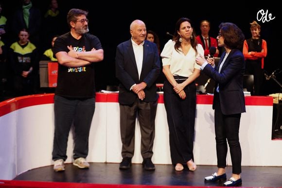 Semi-exclusif - Alain Degois, Marc Ladreit de Lacharrière (pdt du groupe Fimalac, fondateur de la fondation) et sa fille Eléonore, Rachida Dati - Finale du "Trophée national d'impro" organisée par la fondation "Culture & diversité" au théâtre national de Chaillot à Paris, France, le 03 juin 2024. © Christophe Clovis / Bestimage