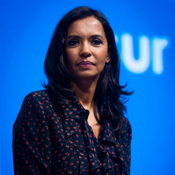 "On a vraiment failli perdre physiquement un agriculteur " : Un candidat de L'amour est dans le pré a demandé de l'aide à Karine Le Marchand