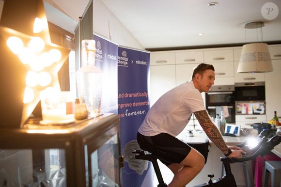L'ancien international gallois Alix Popham s'entraîne chez lui à Newport, dans le sud du pays de Galles, avant le Head For Change Rugby Ride Challenge. Date de la photo : Vendredi 5 mars 2021
 Jacob King/PA Wire