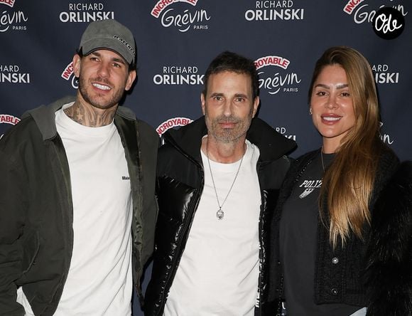 Lucas Hernandez et sa compagne Victoria Triay et Richard Orlinski - Inauguration de la statue de cire de "Richard Orlinski" au musée Grévin à Paris le 12 mars 2026. © Coadic Guirec/Bestimage