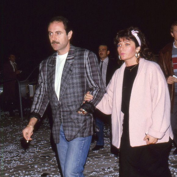 Michel Delpech et sa femme Geneviève arrivent au Zenith de Paris en juin 1984.