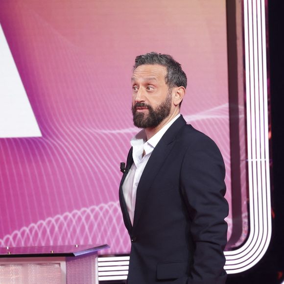 Exclusif - Cyril Hanouna, sur le plateau de l’émission « TPMP » présentée par C.Hanouna et diffusée en direct sur Youtube et sur toutes les box (SFR, FREE, MyCanal etc), Paris, France, le 04 mars 2025. © Jack Tribeca / Bestimage