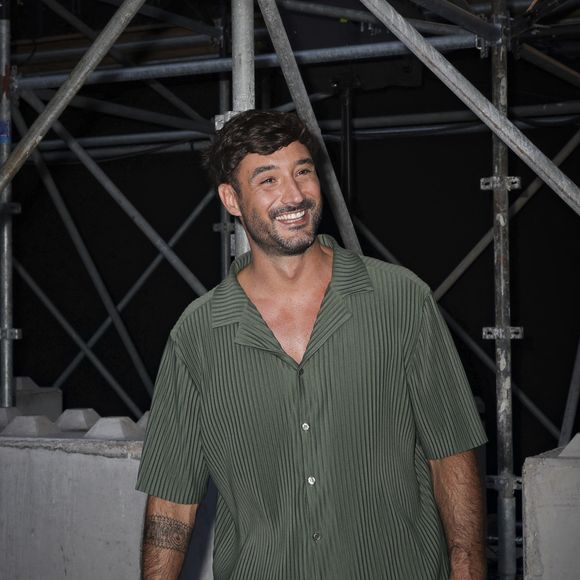Exclusif - Jeremy Frerot - Backstage lors de l'enregistrement de l'émission "La fête de la Musique" à Reims le 21 juin et diffusée le 22 juin à 21h10 sur France 2 et sur France.tv. 
© Jack Tribeca / Jeremy Melloul / Bestimage