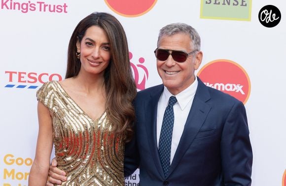 Le couple est propriétaire du Domaine du Canadel, un vaste château provençal situé à Brignoles.

George Clooney et son épouse Amal Clooney assistent à la cérémonie du King’s Trust au Royal Albert Hall à Londres, en Angleterre, le 11 mai 2026.

© Backgrid UK/ Bestimage