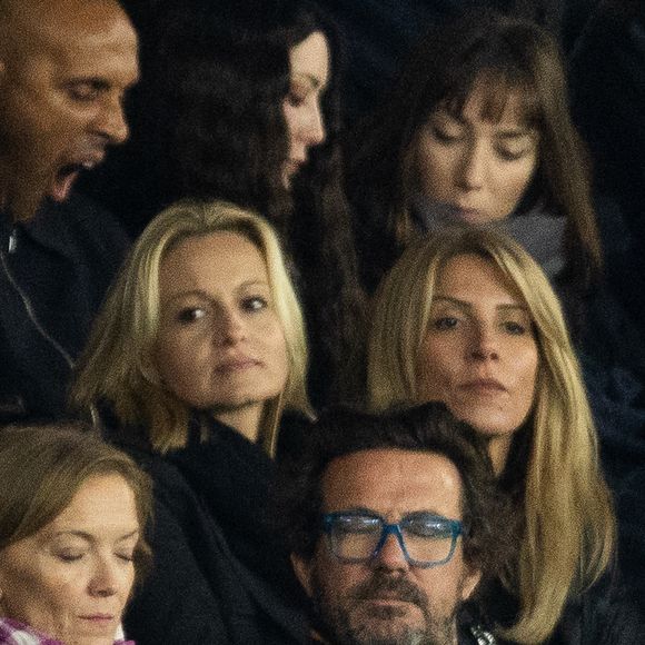 Audrey Crespo-Mara dans les tribunes lors du match de Ligue 1 McDonald's "PSG - Auxerre (2-0)" au Parc des Princes, le 27 septembre 2025.
© Cyril Moreau/Bestimage