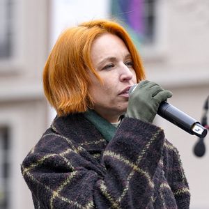 En effet, entre Inès Règ et Natasha St-Pier, les tensions étaient telles qu'une main courante pour menaces avait été déposée.
La chanteuse Natasha St-Pier fait ses balances avant la 35ème édition de l'opération pièces jaunes à Lyon le 10 janvier 2024.

© Sandrine Thesillat / Panoramic / Bestimage