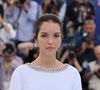 Lyna Khoudri n’a jamais renié ses racines. Née à Alger, l’actrice quitte son pays natal à l’âge de deux ans avec ses parents, contraints de fuir la guerre civile...

Lyna Khoudri - Photocall du film "13 Jours 13 Nuits" lors du 78ème Festival International du Film de Cannes. © Jacovides-Moreau/Bestimage
