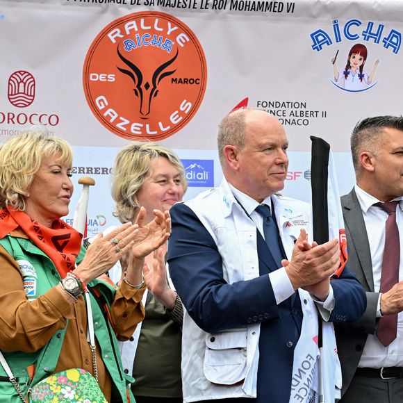 Le prince Albert II de Monaco a donné le départ de la 34eme édition du Rallye des Gazelles, depuis le chapiteau de Fonvieille à Monaco, en compagnie de Dominique Serra, la fondatrice et présidente du Rallye, de la marraine de coeur pour 2025, Luana Belmondo, Nadia Fettah Alaoui, la ministre de l'Economie et des Finances du Royaume du Maroc, du président du Conseil National Monégasque, Thomas Brezzo, et des personnalités du gouvernement, le 12 avril 2025© Bruno Bebert / Bestimage