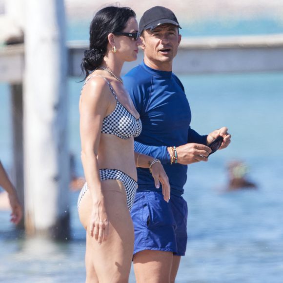 Katy Perry et Orlando Bloom au Club 55 à Saint-Tropez, le 15 juillet 2024.  
Photo : Agence / Bestimage
