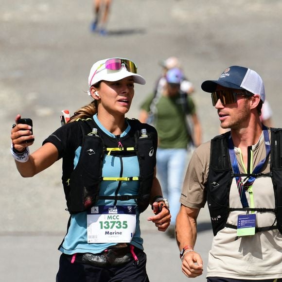 "Le massage cardiaque n'était pas nécessaire, mais je l'ai mise en position latérale de sécurité et j'ai appelé les secours", a-t-elle expliqué.

Exclusif - Marine Lorphelin (Miss France 2013) participe et finit la course MCC, 40 kms et 2300m de dénivelé positif, en marge de l'Ultra Trail du Mont Blanc (UTMB) à Chamonix le 26 août 2024.© Romain Doucelin / Bestimage