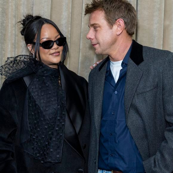 Le très attendu premier défilé haute-couture de Jonathan Anderson pour Dior a notamment eu lieu avec pour décor le musée Rodin.

Rihanna et Jonathan Anderson (J.W. Anderson) - Greeting au défilé Dior "Collection Haute Couture Printemps/Eté 2026" lors de la Fashion Week de Paris (PFW), au musée Rodin, à Paris, France, le 26 janvier 2026. © Olivier Borde/Bestimage