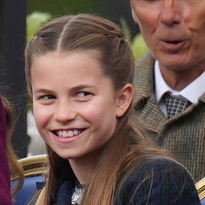 La princesse Charlotte de Galles - La famille royale britannique assiste aux célébrations du 80ème anniversaire de la fin de la Seconde guerre mondiale (VE Day) à Londres, le 5 mai 2025 © Julien Burton / Bestimage