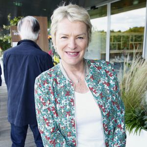 Exclusif - Élise Lucet - Déjeuner dans la loge de France Télévisions lors de la Finale Hommes des Internationaux de France de Tennis de Roland Garros 2024 - Jour 15 à Paris. Le 9 Juin 2024. 
© Bertrand Rindoff / Bestimage