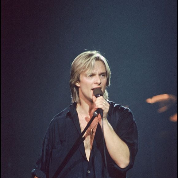 Archives - David Hallyday sur scène lors de sa première tournée en 1991
Crédit : AGENCE / BESTIMAGE