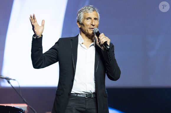 Nagui - Scène du Gala de la Fondation Recherche Alzheimer placée sous le signe de l’émotion et du partage avec un concert unique sur le thème "2 générations chantent pour la 3ème" à l’Olympia à Paris le 17 mars 2025. © Olivier Borde - Bertrand Rindoff/Bestimage