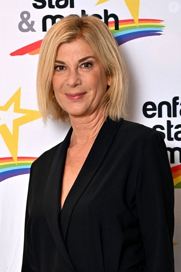 Michèle Laroque durant le dîner de Gala caritatif "Les Etoiles de la Nuit" à l'hôtel Aston la Scala, à Nice, le 28 octobre 2023, organisé par l'association Enfant Star et Match pour venir en aide aux enfants hospitalisés.© Bruno Bebert / Bestimage