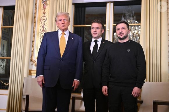 French president Emmanuel Macron meets U.S. President-elect Donald Trump in Paris, Volodymyr Zelenskiy will travel to Paris to attend the re-opening of Notre-Dame cathedral on Saturday, and use the trip to hold talks with U.S, at the Elysee presidential Palace in Paris, France, on December 7, 2024. © Jeanne Accorsini/Pool/Bestimage