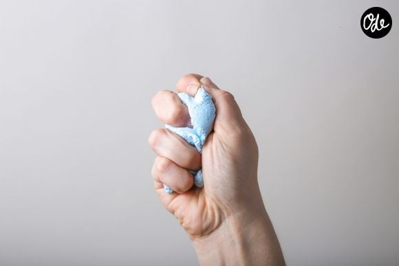 D'après plusieurs spécialistes de la psychologie, cette façon de faire peut se traduire par des expressions du quotidien qui paraissent banales, mais qui cachent parfois un mal-être plus profond.

Giorgio Trovato/Unsplash