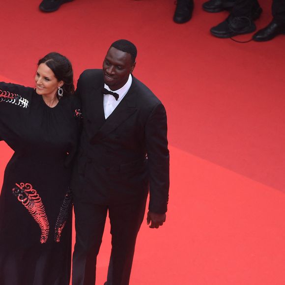 Omar Sy et sa femme Hélène - Montée des marches du film " Top Gun : Maverick " lors du 75ème Festival International du Film de Cannes. Le 18 mai 2022
© Giancarlo Gorassini / Bestimage