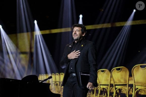 Patrick Bruel lors d'une cérémonie organisée par le Conseil des institutions juives de France (CRIF) en hommage aux victimes des attentats du Hamas du 7 octobre 2023 contre Israël, à l'occasion du premier anniversaire de l'événement, à Paris, le 7 octobre 2024. © Jack Tribeca / Bestimage
