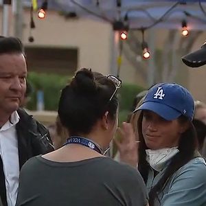 Le prince Harry et Meghan Markle se rendent au Pasadena Convention Center avec les services d secours et les victimes des incendies de Eaton à Los Angeles le 11 janvier 2025