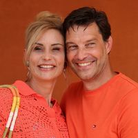 Élodie Gossuin et Bertrand Lacherie renouvellent leurs vœux sur l'une des plus belles plages de la côte landaise