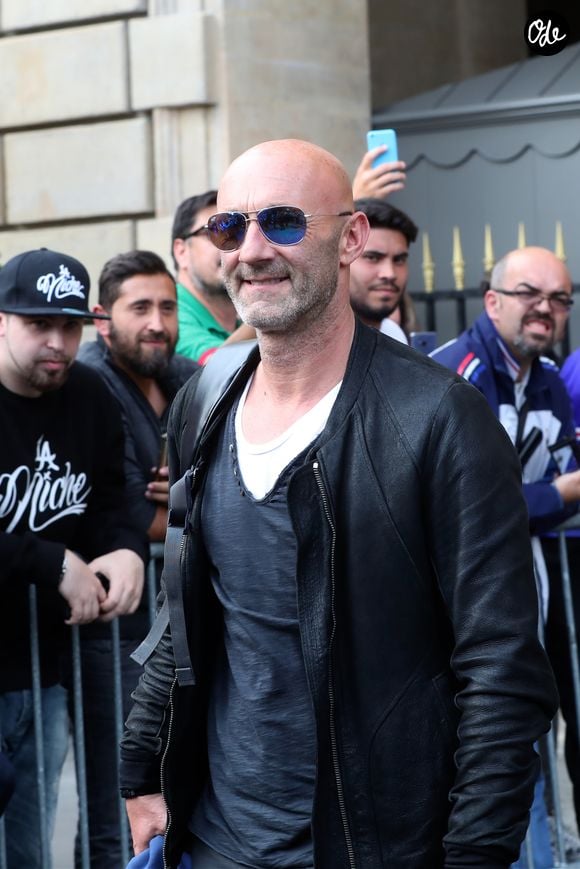 Fabien Barthez quittant l'hôtel de Crillon, le 12 juin 2018.

Agence / Bestimage