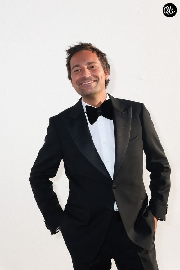 Exclusif - Bertrand Chameroy pose en backstage de l'émission "C à vous" lors du 79ème Festival International du Film de Cannes le 13 mai 2026. © Jack Tribeca/Bestimage