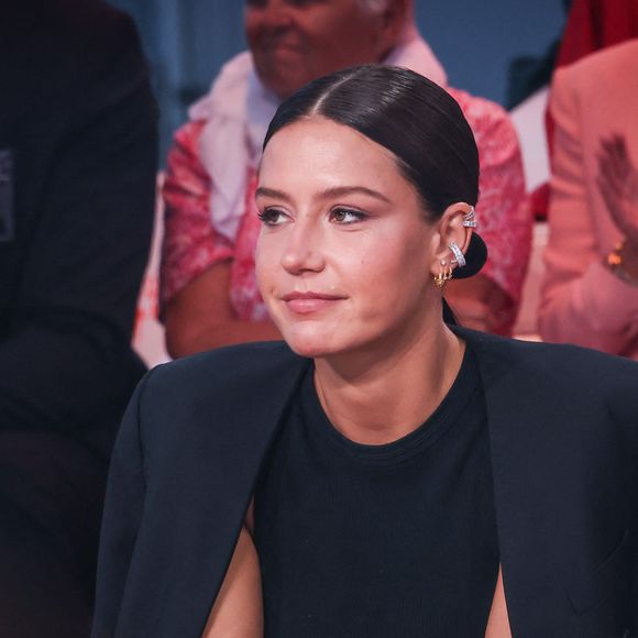Adèle Exarchopoulos - Plateau de l'émission "C à vous" lors du 79ème Festival International du Film de Cannes le 18 mai 2026. © Jack Tribeca / Bestimage