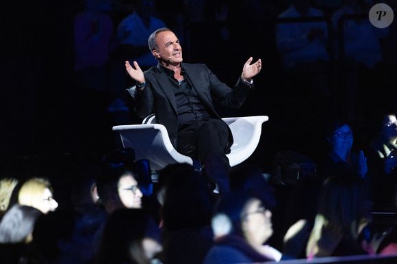 Exclusif - Nikos Aliagas lors de l'enregistrement de l'émission "La chanson secrète N°14", présentée par Nikos Aliagas et diffusée le 26 décembre sur TF1, à Paris le 9 décembre 2025. © Jacovides-Moreau/Bestimage