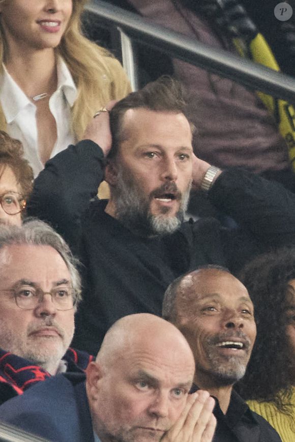 Nicolas Duvauchelle - Célébrités dans les tribunes de la demi-finale retour de Ligue des champions entre le PSG face au Borussia Dortmund (0-1) au Parc des Princes à Paris le 7 mai 2024. © Cyril Moreau/Bestimage