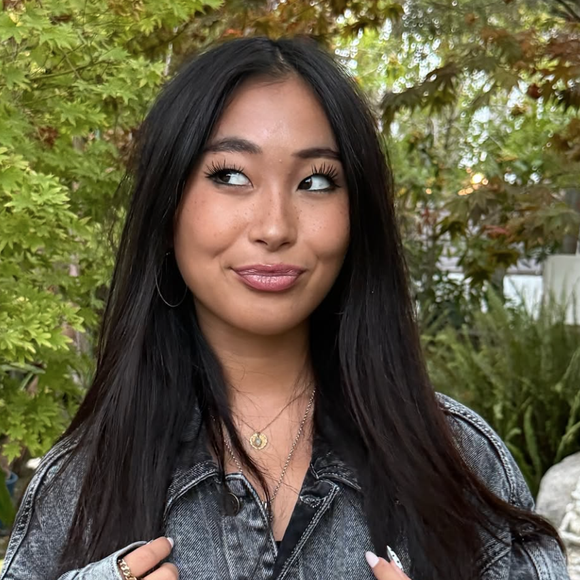 Le compagnon de Jade Hallyday lui fait une déclaration enflammée pour leur 1 an de relation ! 

Capture d'écran du compte Instagram de Jade Hallyday
