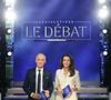 La présentatrice est à la tête depuis plus de dix ans du JT de 20h de TF1 le week-end... 

Les animateurs et journalistes de TF1 Gilles Bouleau et Anne-Claire Coudray posent avant un débat politique diffusé sur la chaîne de télévision française TF1, à Boulogne-Billancourt, en région parisienne, le 25 juin 2024. Photo Dimitar Dilkoff/Pool/Abaca