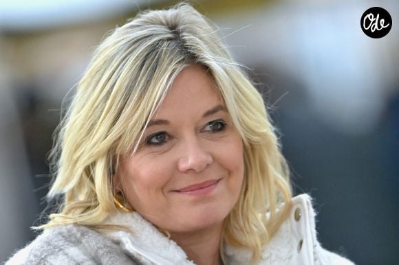 Exclusivité - Flavie Flament lors du tournage de la nouvelle émission itinérante de France 3 « Flavie en France » à Caen, le 7 novembre 2025. Photo de Franck Castel/ABACAPRESS.COM