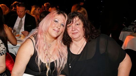 Loana : Sa mère Violette, 69 ans, s'était rendue à son domicile à Nice il y a peu, "on entendait Titi aboyer"