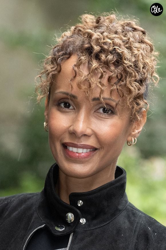 Sonia Rolland participe à la séance photo « Kwibuka » (se souvenir) dans le cadre du 18e Festival du film francophone d’Angoulême, le 27 août 2025 à Angoulême, en France. Photo de David NIVIERE/ABACAPRESS.COM