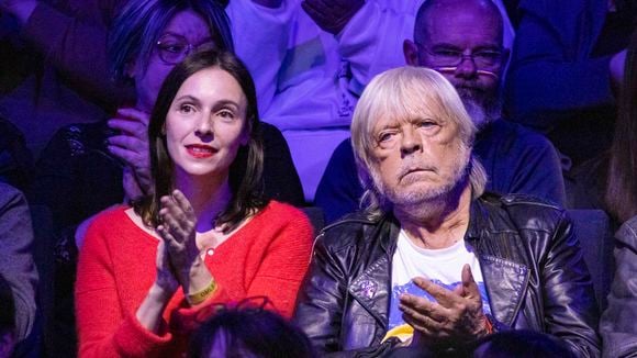 Renaud ému, rare apparition sur scène de sa fille Lolita : "Quand j’ai commencé à travailler avec papa…"