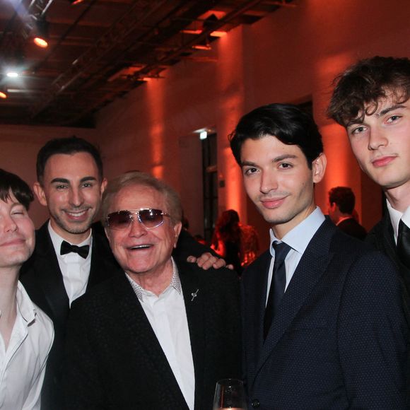 Monsieur Astuces, Jordan De Luxe, Orlando -  31ème Gala de l’Espoir donné au profit de la recherche contre le cancer au théâtre des Champs-Elysée à Paris le 14 octobre 2025. © Philippe Baldini/Bestimage