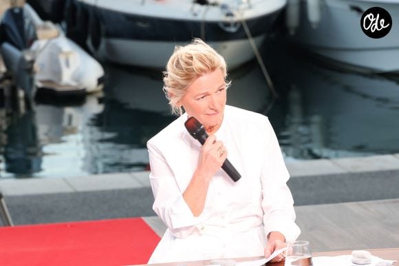 Anne-Elisabeth Lemoine a été approchée par le nouveau directeur de l’information de France Télévisions, qui lui a proposé de rejoindre Télématin.

Exclusif - Anne-Elisabeth Lemoine - Plateau de l'émission « C à vous » lors du 79e Festival international du film de Cannes, le 13 mai 2026. © Jack Tribeca / Bestimage