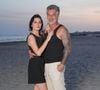Une série de clichés romantiques en bord de mer témoigne de son alchimie face aux objectifs.

Catherine Davydzenka, Stéphane Blancafort - Festival Les Hérault du Cinéma et de la Télévision 2026 au Cap d'Agde le 20 juin 2026.

© Anne-Sophie Guebey / Bestimage