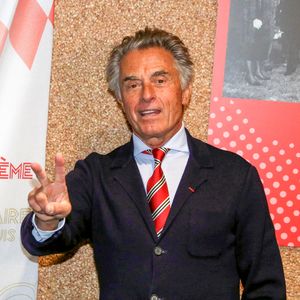 “J'ai fait des courses avec mon électrique et j'ai entendu des ‘fainéants ! Tu nous as trompés, tu n'aimes pas le vélo !’”, conclut Gérard Holtz

Gérard Holtz - Le prince de Monaco lors de la célébration du 40ème anniversaire du stade Louis II à Monaco, le 4 février 2025. © Jean-François Ottonello/Nice Matin/Bestimage