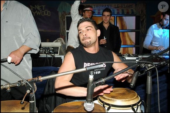 Exclusif - Alexandre Anthony à la soirée Elite au Planet Hollywood de paris 2003
© Rachid Bellak Bestimage