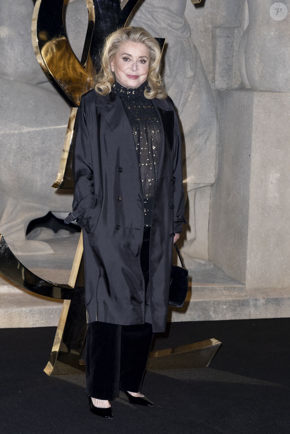 Des visites guidées attirent de nombreux curieux souhaitant découvrir l’ancienne résidence de la star. 

Catherine Deneuve  – Photocall du Défilé de mode Saint Laurent  Collection Printemps-Été 2026 dans le cadre de la Fashion Week de Paris, France, le 29 septembre 2025.
 
© Olivier Borde / Bestimage