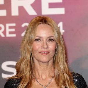 Vanessa Paradis se confie sur son rapport aux réseaux sociaux que sa fille adore.
Vanessa Paradis au photocall de la cérémonie d'ouverture de la 15ème édition du festival Lumière à la Halle Tony Garnier de Lyon. © Dominique Jacovides / Bestimage