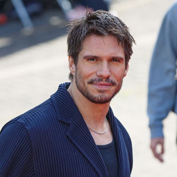 Avec le recul, François Civil estime que l'on guérit d'une peine de cœur, même si elle laisse une trace.

François Civil à l'avant-première du film "L'amour Ouf" au Kinepolis de Lomme près de Lille le 13 octobre 2024.

© Stéphane Vansteenkiste/Bestimage