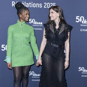 Laetitia Casta était la marraine de Mélodie Simina 
Melodie Simina et Laetitia Casta - Photocall de la soirée "Cesar Révélations 2025" au Trianon à Paris le 20 janvier 2025.

© Olivier Borde / Bestimage