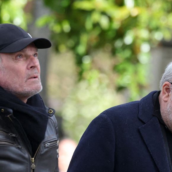 Laurent Baffie, Antoine Duléry - Obsèques d'Isabelle Mergault à la Coupole du Père-Lachaise à Paris le 30 mars 2026. © Cyril Moreau - Dominique Jacovides / Bestimage